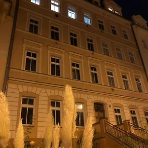 S Krásnou Vyhlídkou Na Imperial Apartmán Karlovy Vary